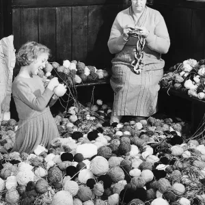 Wool Knitting Mrs T White after writing a letter to the Mirror asking for wool to make