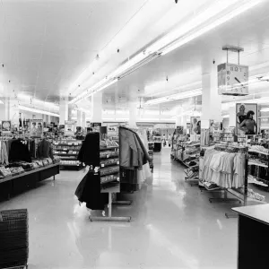 Woolworths Store, Holborn, London, 13th August 1980. 420pm and not a person in sight Woolworths Store, Holborn, London, 13th August 1980. 420pm and not a person in sight