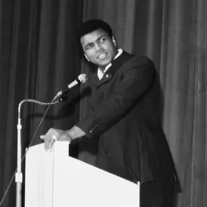 Muhammad Ali's 1974 London Public Speaking Print