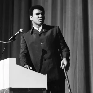 World Heavyweight boxing champion Muhammad Ali held his first public speaking in England