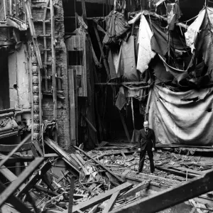 World War Two Air Raids, Birmingham, Bomb damage at the Empire Theatre. Circa 1940 World War Two Air Raids, Birmingham, Bomb damage at the Empire Theatre. Circa 1940