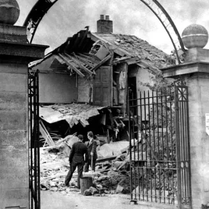 La Seconde Guerre mondiale - La Deuxième Guerre mondiale - La maison des gardiens à High Heaton Secondary Girls.