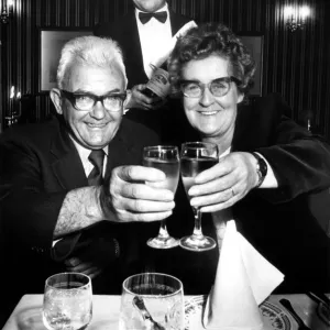 World War Two - Second World War - Lillian and Donald Jeans commemorate the 40th