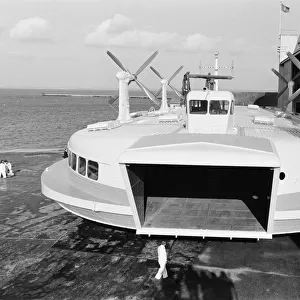The worlds biggest hovercraft makes it public debut. The SRN 4 on show at Cowes