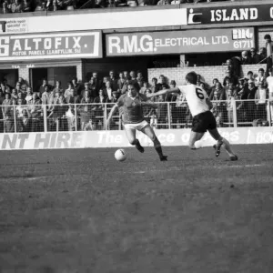 Wrexham 0 v. Barnsley 0. April 1982 MF06-34-010 Local Caption Division 2 Football