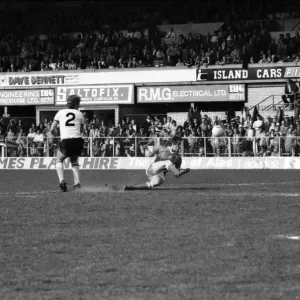 Wrexham 0 v. Barnsley 0. April 1982 MF06-34-033 Local Caption Division 2 Football