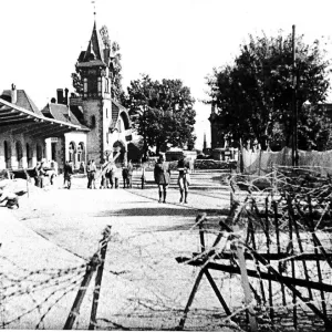 WW2 - October 1939 Cathedral of Strasbourg protected against bombardment WW2 - October 1939 Cathedral of Strasbourg protected against bombardment