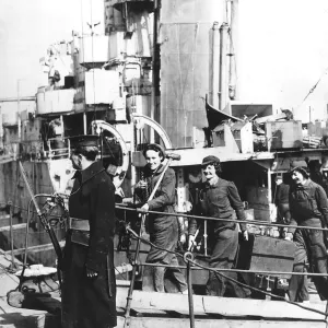 WW2 Women dockyard workers WW2 WW2 Women dockyard workers WW2