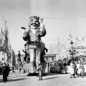 Every year during the Carnival in Nice, on one day they have a Bataille De Platre or a