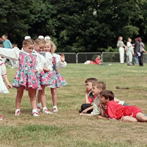 Young children enjoy St Helens show. Sherdley Park, St Helen, Merseyside. 27th July 1996