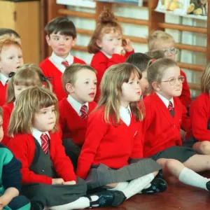 Youngsters at St Albans Primary School, Redcar, are visited by Gizmo the Owl Print