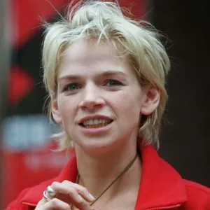 Zoe Ball Radio / TV Presenter September 98 Radio One presenter