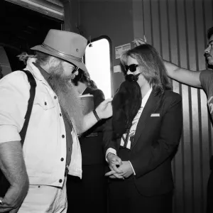 ZZ Top arrive at Gatwick Airport. 10th September 1986 ZZ Top arrive at Gatwick Airport. 10th September 1986