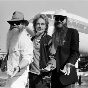 ZZ Top arrive at Gatwick Airport. 10th September 1986 ZZ Top arrive at Gatwick Airport. 10th September 1986