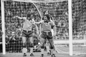 01 / 3 / 1975 Aston Villa 1-0 Norwich City 1975 League Cup Final