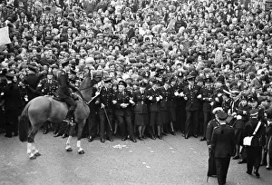 00084 Prints: 10 July 1964 Crowds of fans outside the ABC theatre as the Beatles arrive