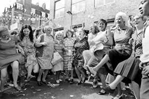 Images Dated 19th August 1980: 100 years of East Street Market: 1000s of people turned out to celebrate a 100 years of