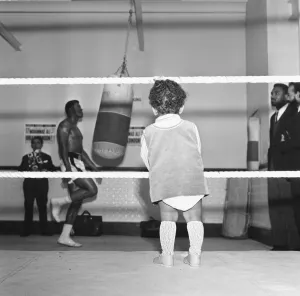 12 month Sweelan Maria Morin watched Cassius Clay (Muhammad Ali
