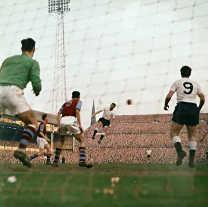 1960 1961 Tottenham Hotspur Double Winning Season. FA Cup Semi Final v Burnley