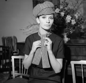 1963 Clothing Ascot Fashion Hats and scarf checked matching scarf and hat