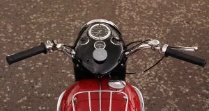 Triumph Prints: 1967 Triumph Thunderbird motor cycle instruments handle bars