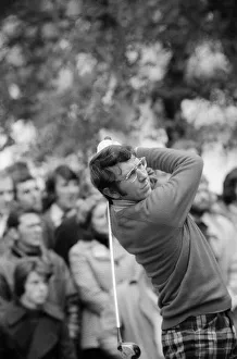00677 Prints: 1974 Piccadilly World Match Play Championship at Wentworth, Friday 11th October 1974