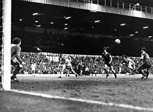 F A Cup Prints: 1980 FA Cup Semi Final Replay at Elland Road Everton v West Ham West