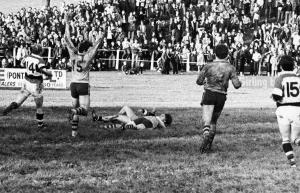 The 1981-82 Australia rugby union tour of Britain and Ireland
