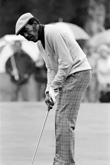 00678 Prints: 1983 SuntoryWorld Match Play Championship at Wentworth, Friday 7th October 1983