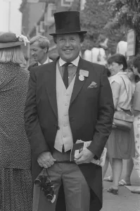 00393 Prints: 1986 Clothing Ascot Racing Fashion Ascot Fashions 1980
