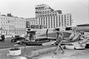 00423 Prints: The 1987 Great Storm occurred on the night of 15?16th October 1987