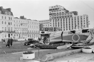 00423 Prints: The 1987 Great Storm occurred on the night of 15?16th October 1987
