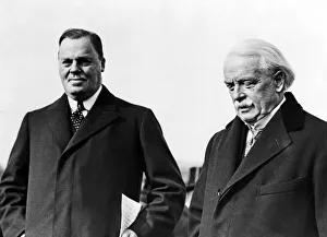 1st Viscount Rothermere, formerly Harold Sidney Harmsworth (left)