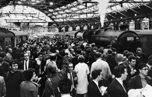 Nostalgic Prints: The 1T57 Fifteen Guinea Special, the last main-line passenger train to be