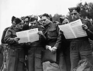 00072 Prints: The 31st contingent of the Newfoundland militia arrived in London this morning after