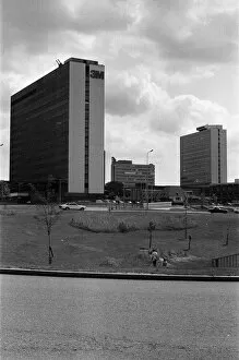 01318 Collection: 3M building, Bracknell, Berkshire. August 1982