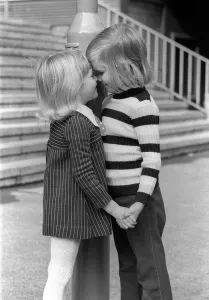 4 year olds Stephen Simson and Lisa Edwards hold hands on Valentines Day
