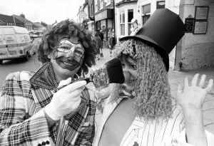 Paint Prints: 40-year-old Alyn Mitchinson is taking a day off from work to raise money for Comic Relief