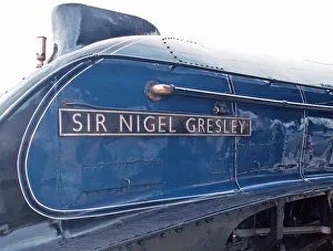 01522 Prints: The A4 locomotive Sir Nigel Gresley sets off from Newcastle Central Station bound for