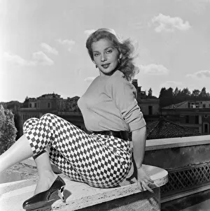 Abbe Lane, American singer and actress, in Rome, to star in film The Wanderers