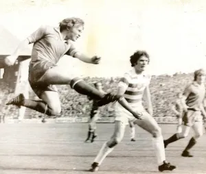 01468 Prints: Aberdeen versus Celtic October 1978 football Pittodrie joe harper hits a post