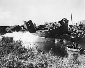 Marine Prints: Aby'of Fleetwood, the first post War trawler built at Beverley, Hull