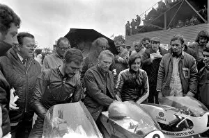 Images Dated 11th June 1971: Action: Motorsport: Isle of man TT Races. June 1971 71-12093-002
