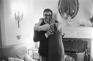 00085 Prints: Actor and comedian Peter Sellers seen her with his film actress fiancee Britt Ekland