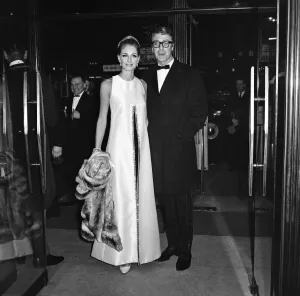00375 Prints: Actor Michael Caine arrives at the Gala opening of Murderers Row at Leicester Square