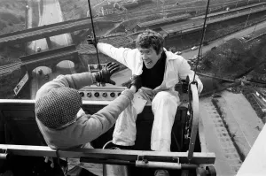 00612 Prints: Actor Michael Crawford pictured during filming at Station House