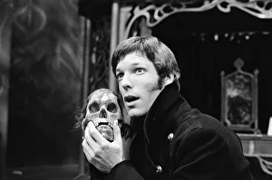 Rehearsals Prints: Actor Richard Chamberlain who is playing Hamlet at the Birmingham Repertory Theatre