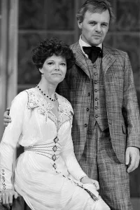 00948 Prints: Actor Sir Anthony Hopkins with Actress Samantha Eggar in a scene from Arthur