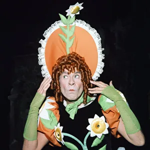 01370 Prints: Actor Stanley Baxter as the Pantomime Dame. December 1975