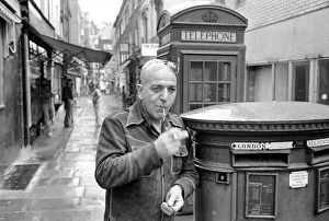 Postbox Prints: Actor Telly Savalas as nKojaki. February 1975 S75-0927